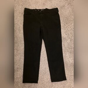 Sonoma Women's Black Straigh Leg Jeans- 18W